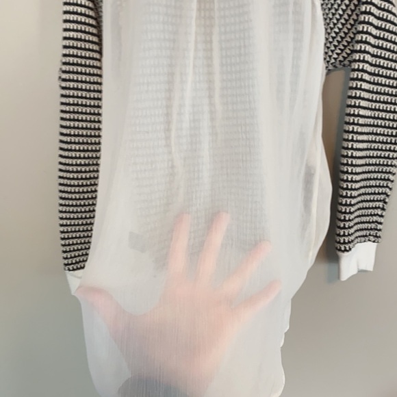Sanctuary Mixed Media Sweater w/ Sheer Back Size Medium - Picture 9 of 10